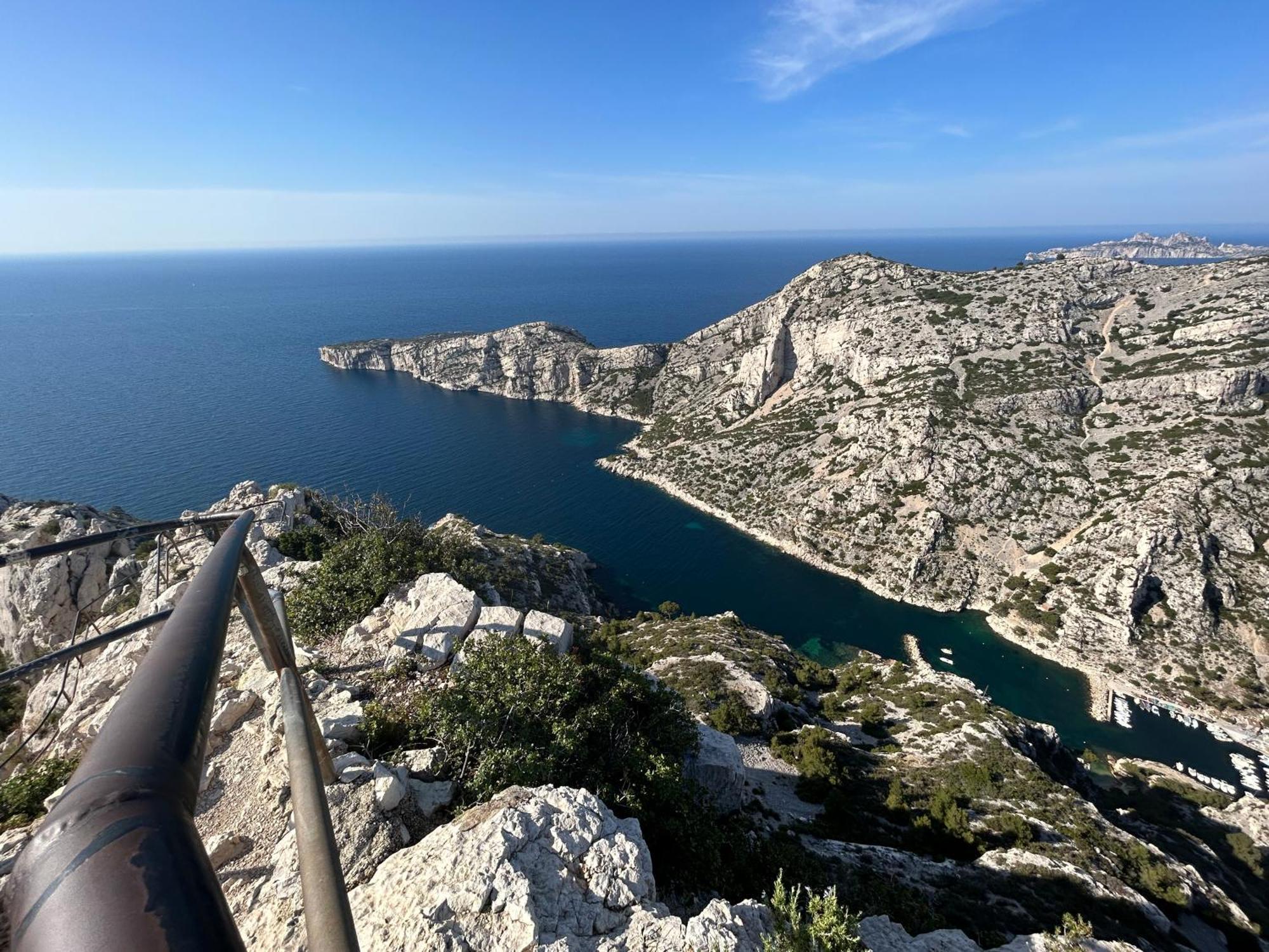 Vue Mer Le Panoramique Vieux-Port De Марсель Экстерьер фото