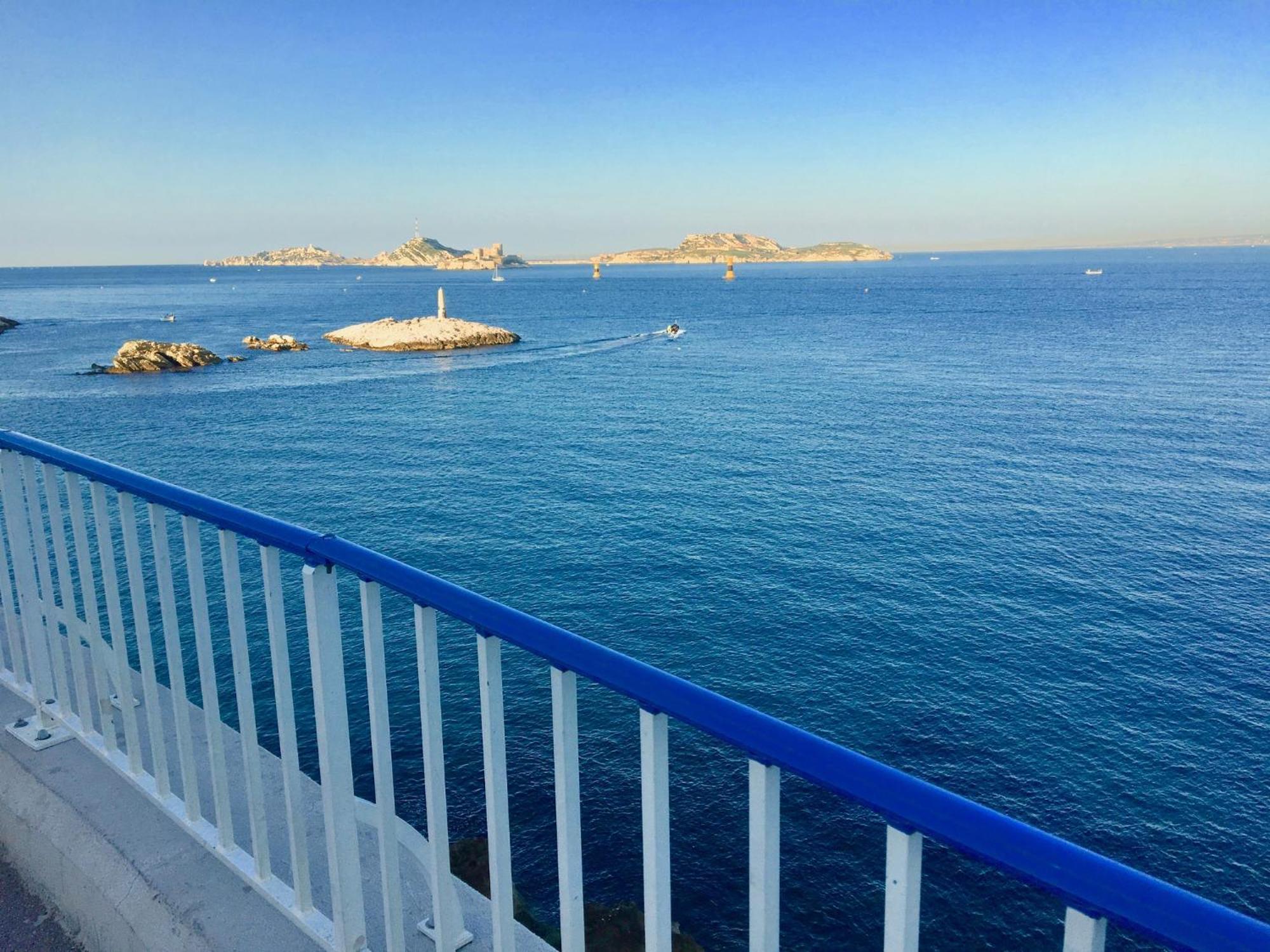 Vue Mer Le Panoramique Vieux-Port De Марсель Экстерьер фото